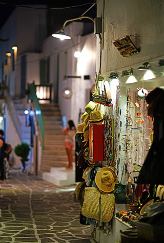 Souvenir shops in Naoussa